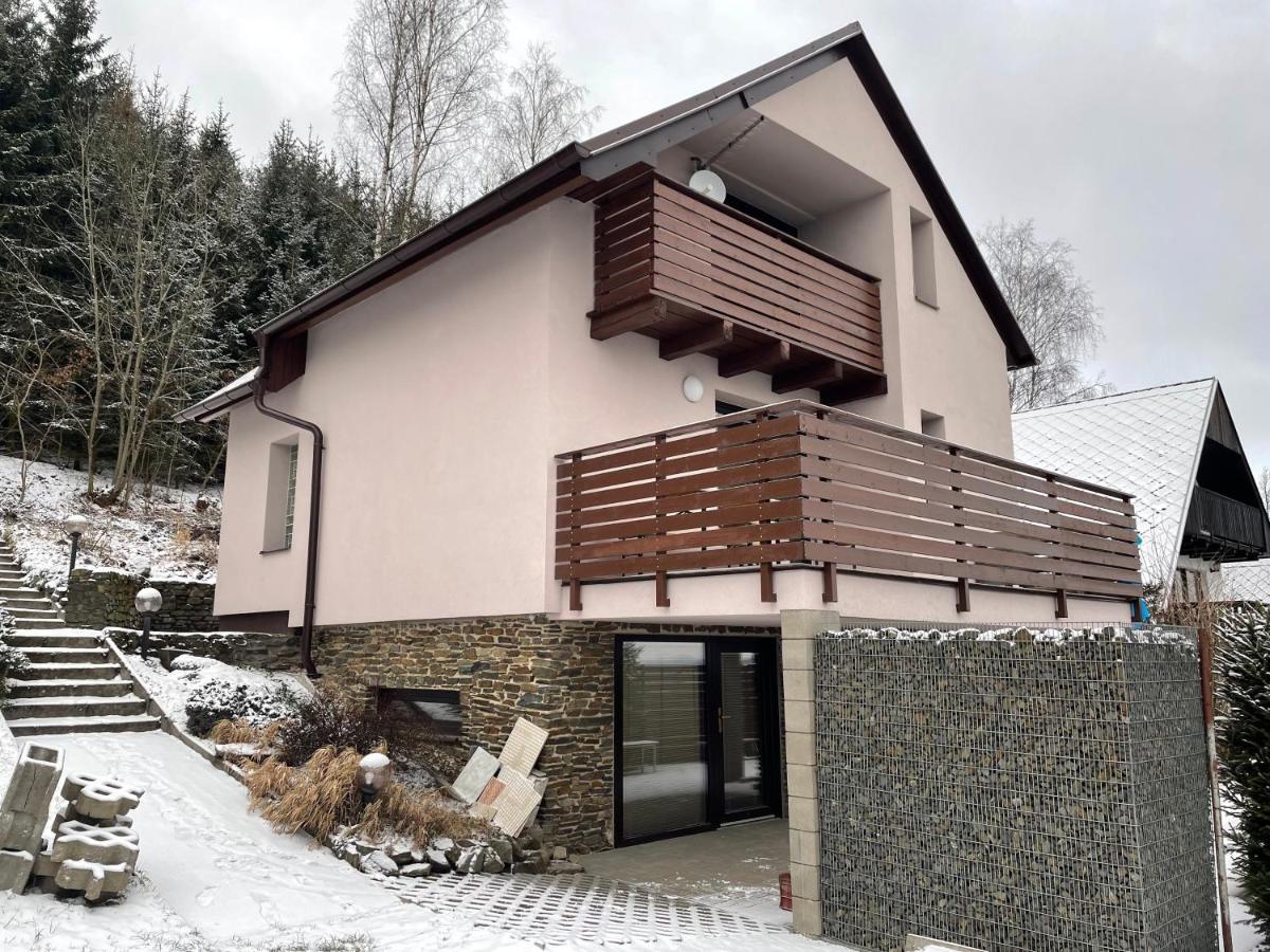 Villa Chata U Lesa Bezdekov  Exterior foto